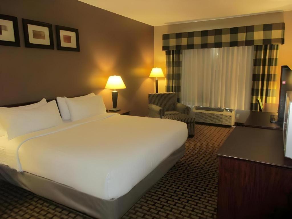 Holiday Inn Express O'Neill By Ihg Экстерьер фото