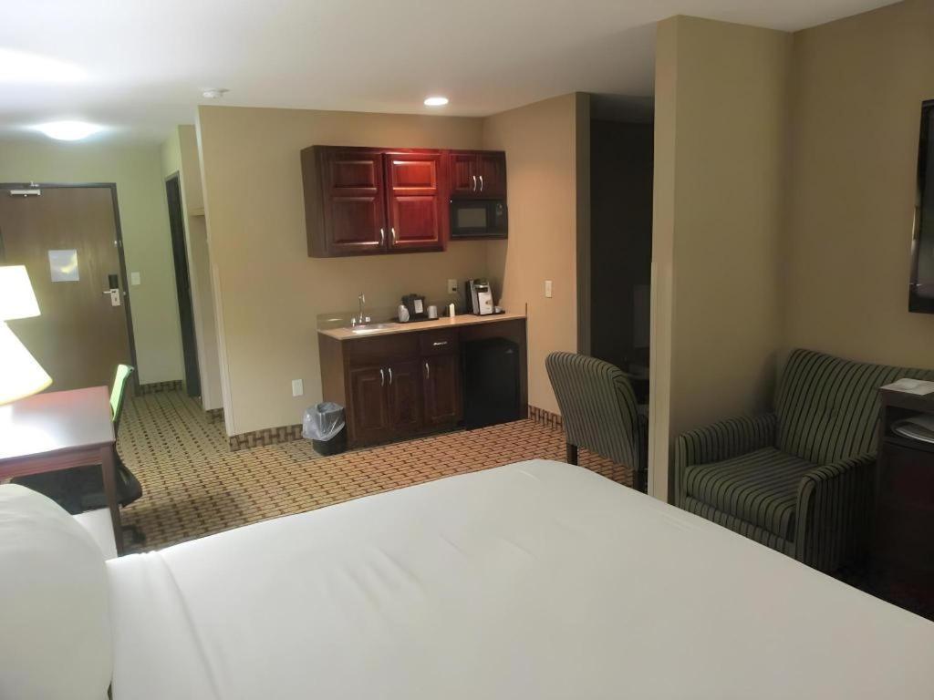 Holiday Inn Express O'Neill By Ihg Экстерьер фото